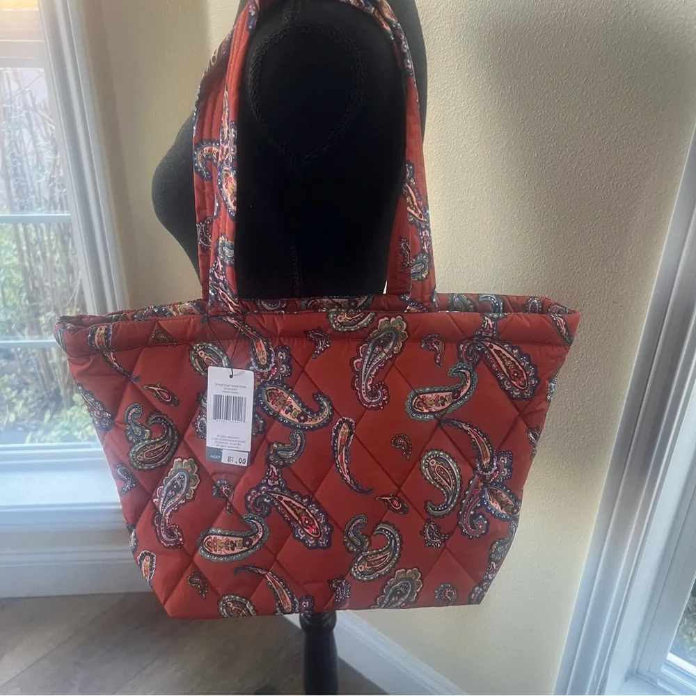 Vera Bradley tie two item