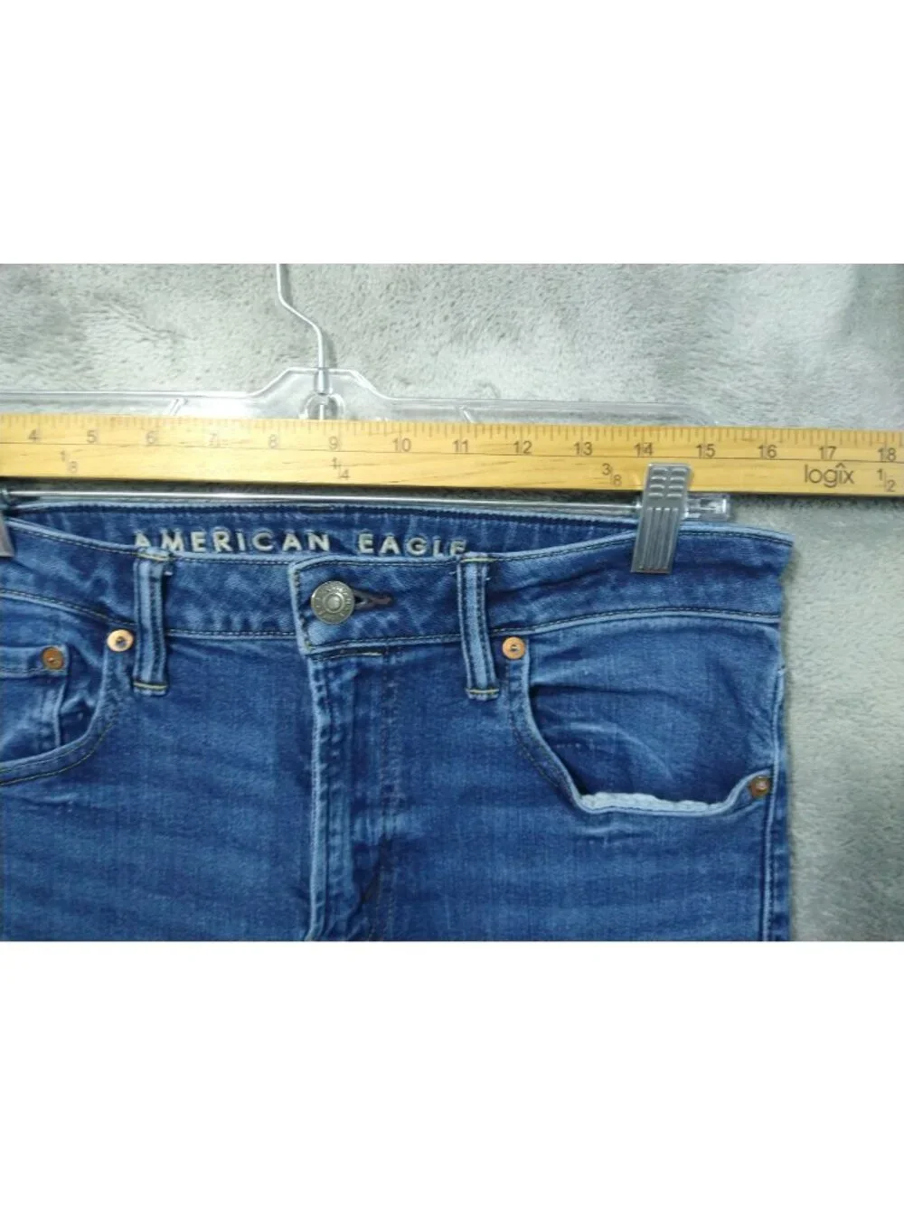American Eagle Outfitters you re