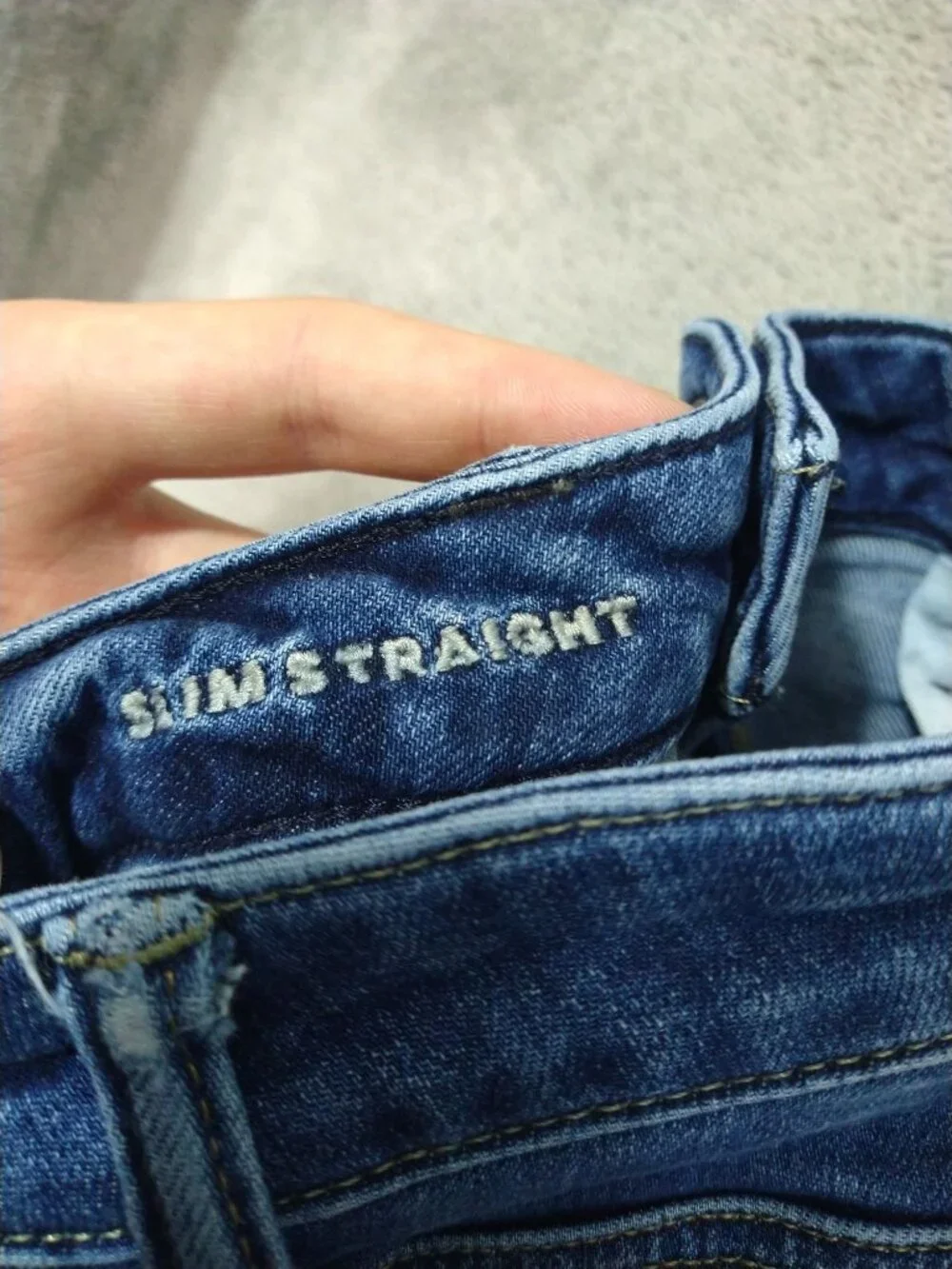 American Eagle Outfitters you re