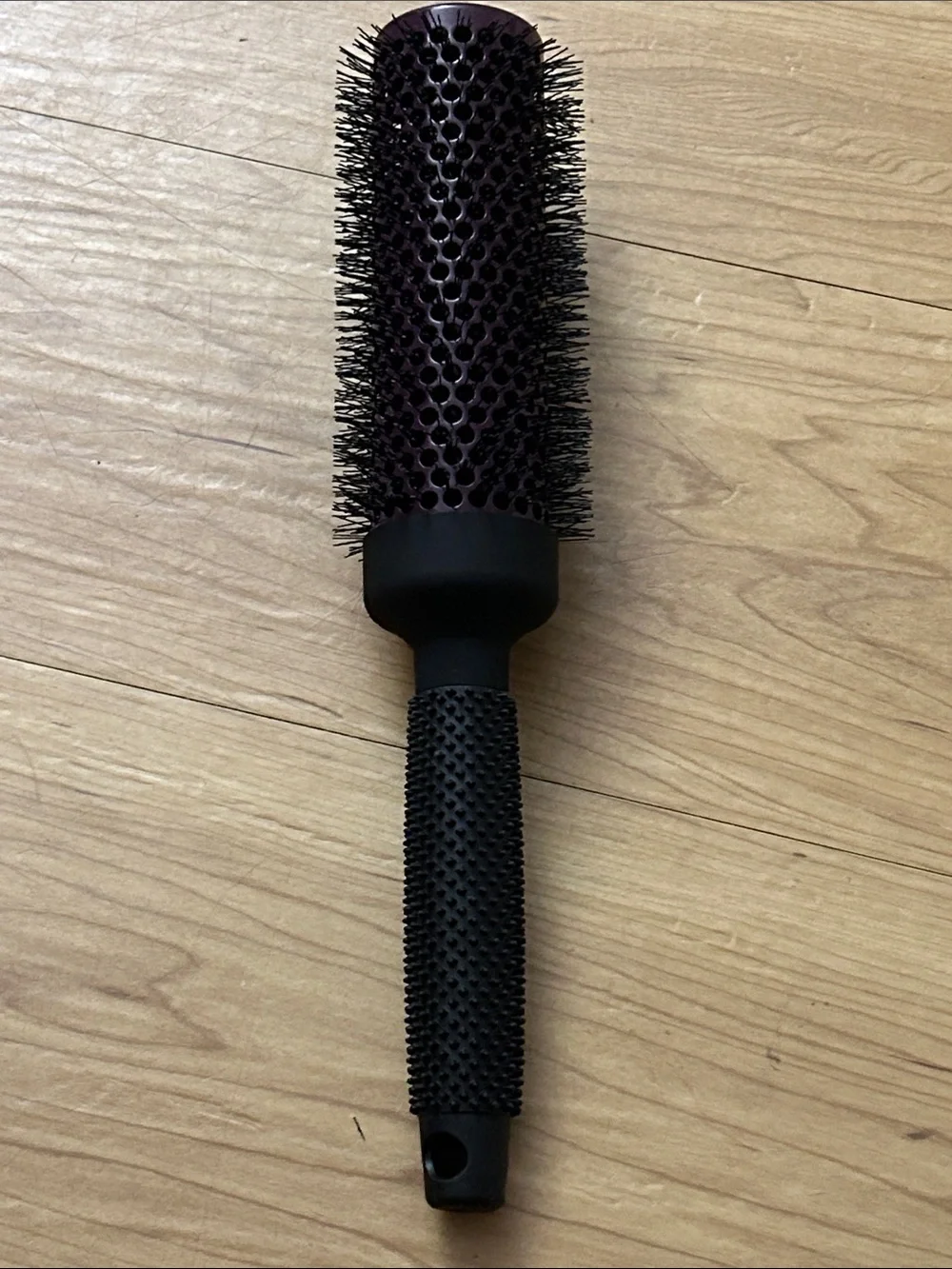 Ergo Ionic and ceramic round hair brush ERG43 Super Gentle, new without box