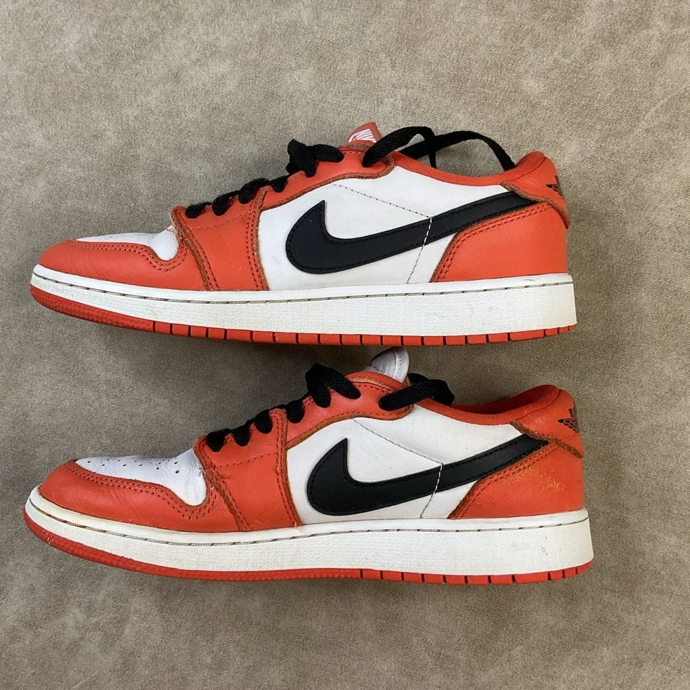 Nike athletic found up