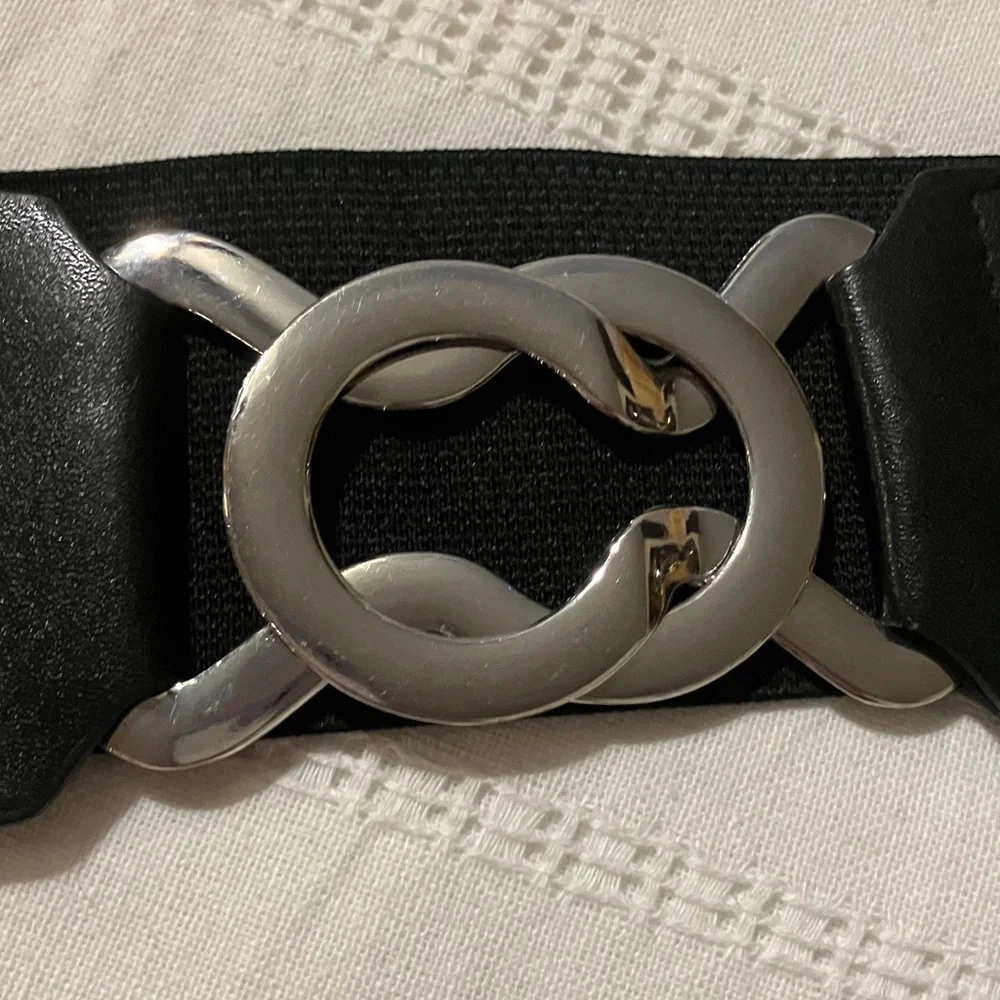 N/A stylish black
