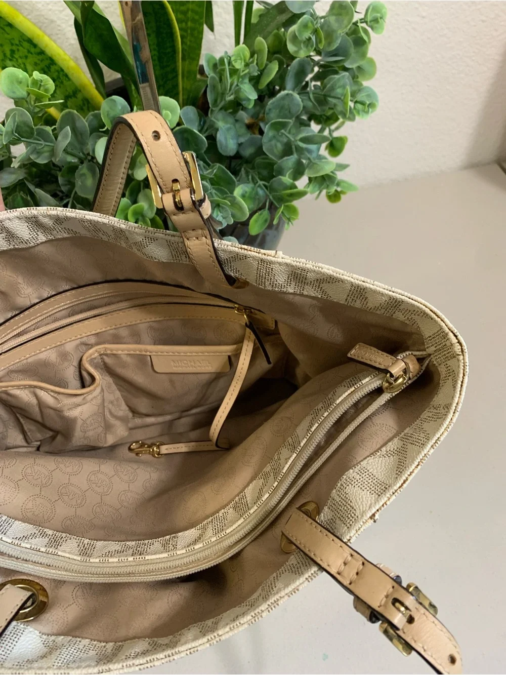 Michael Kors signature tan