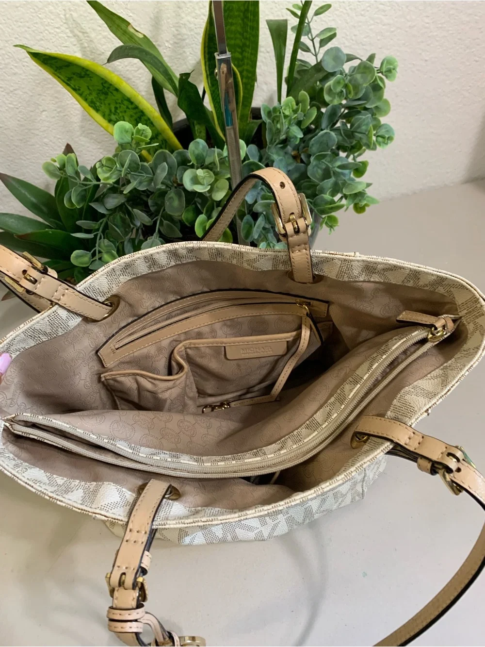 Michael Kors leather gold
