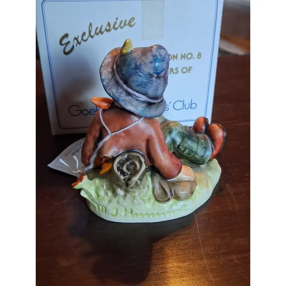 Hummel, Goebel this figurine