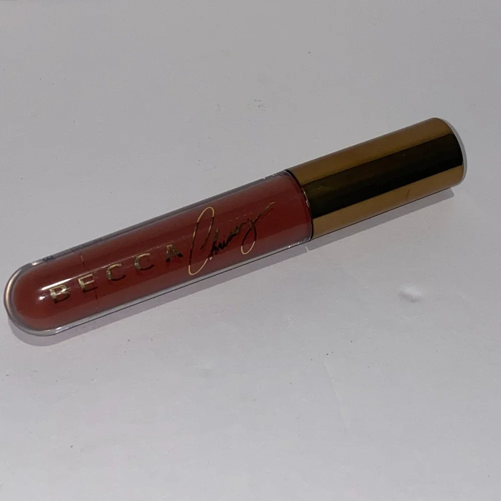 BECCA Matte Liquid Lip Red Velvet‎ 0.16 Oz