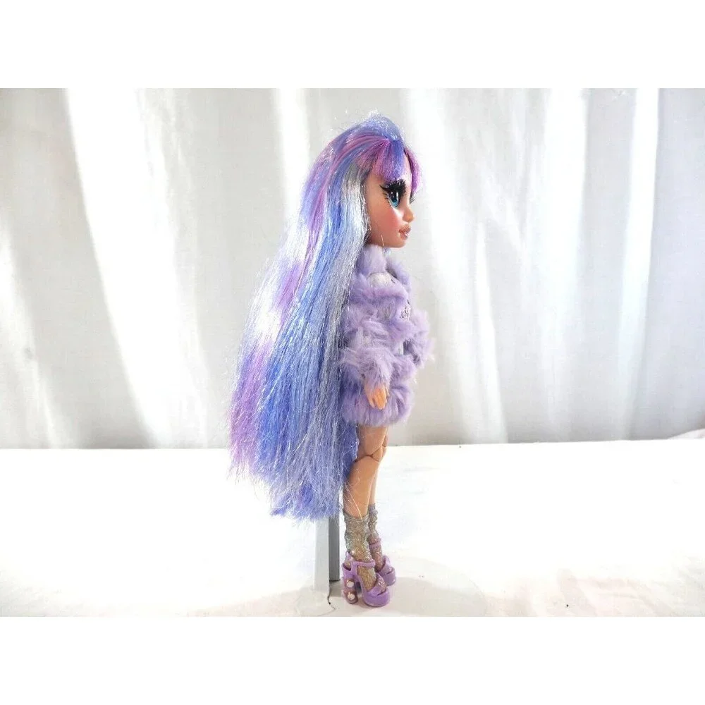 MGA Entertainment rainbow high