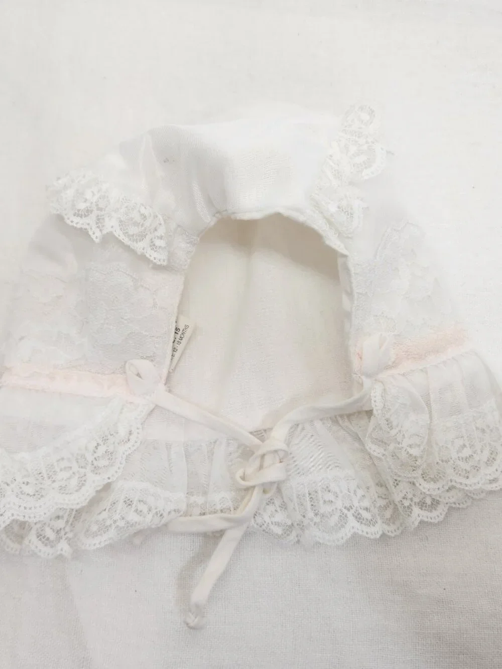 Vintage Baby 12-18 Months Bonnet Tie Lace Trim Cap Hat