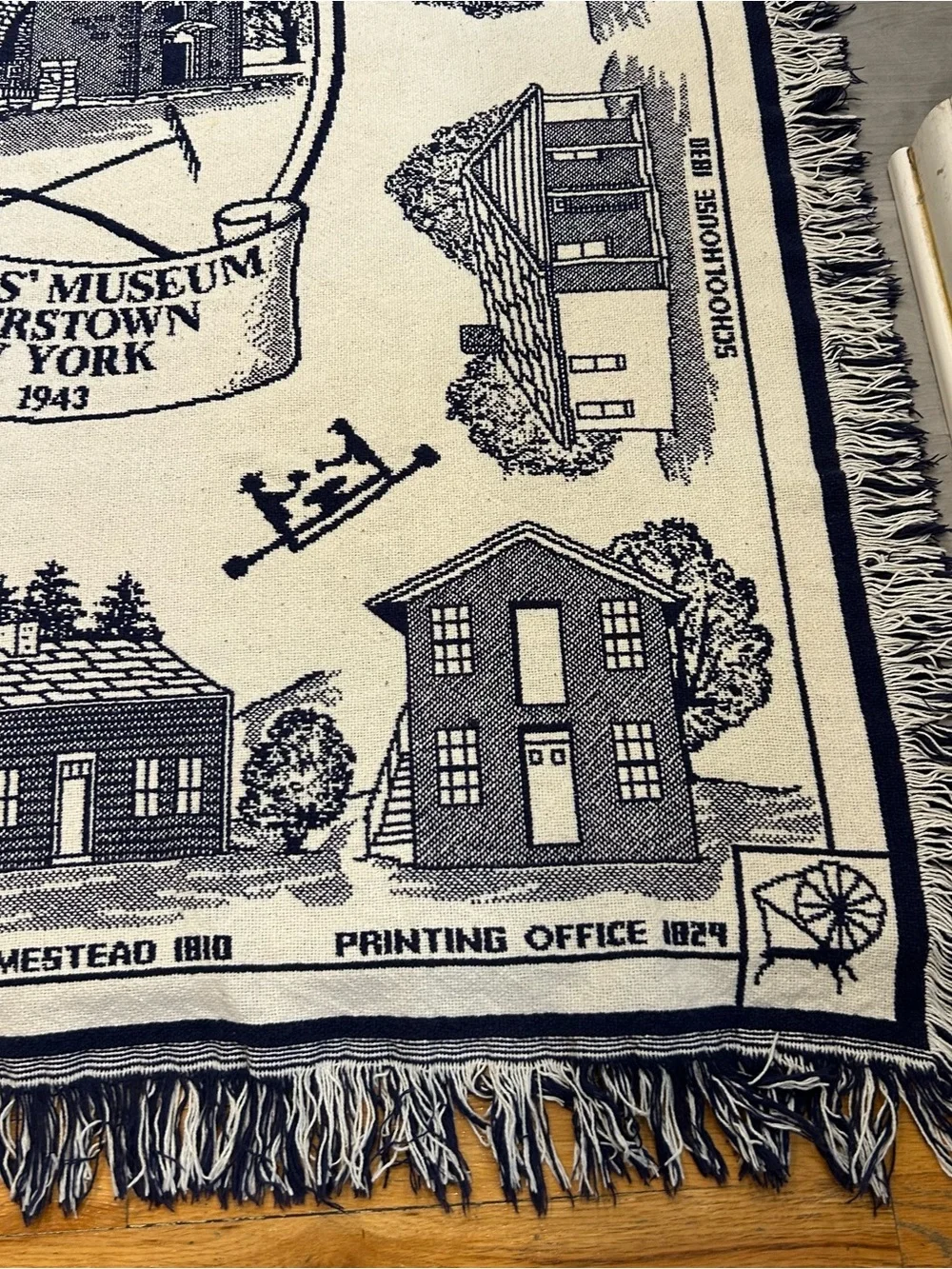 N/A woven souvenir
