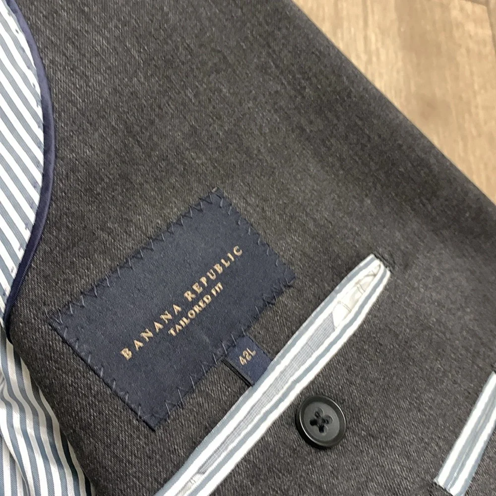 Banana Republic size 42l