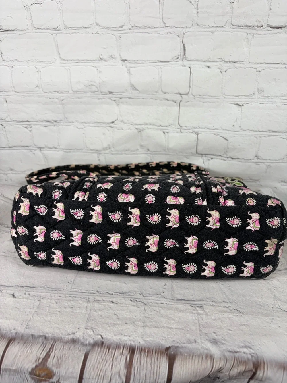 Vera Bradley Pink Elephant Paisley Small Tote Shoulder Bag