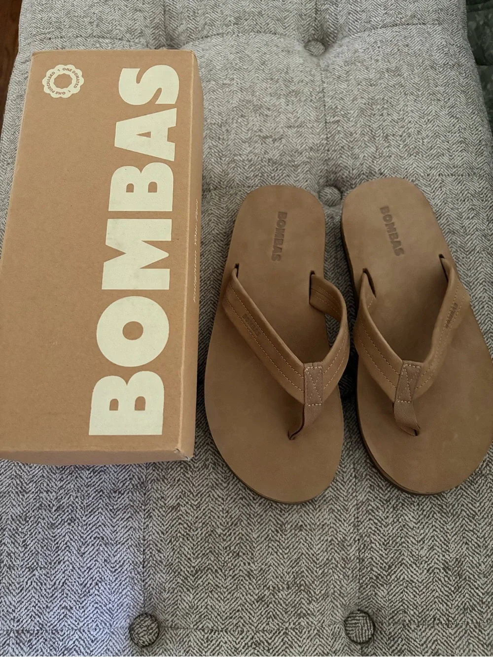 Bombas simple taupe