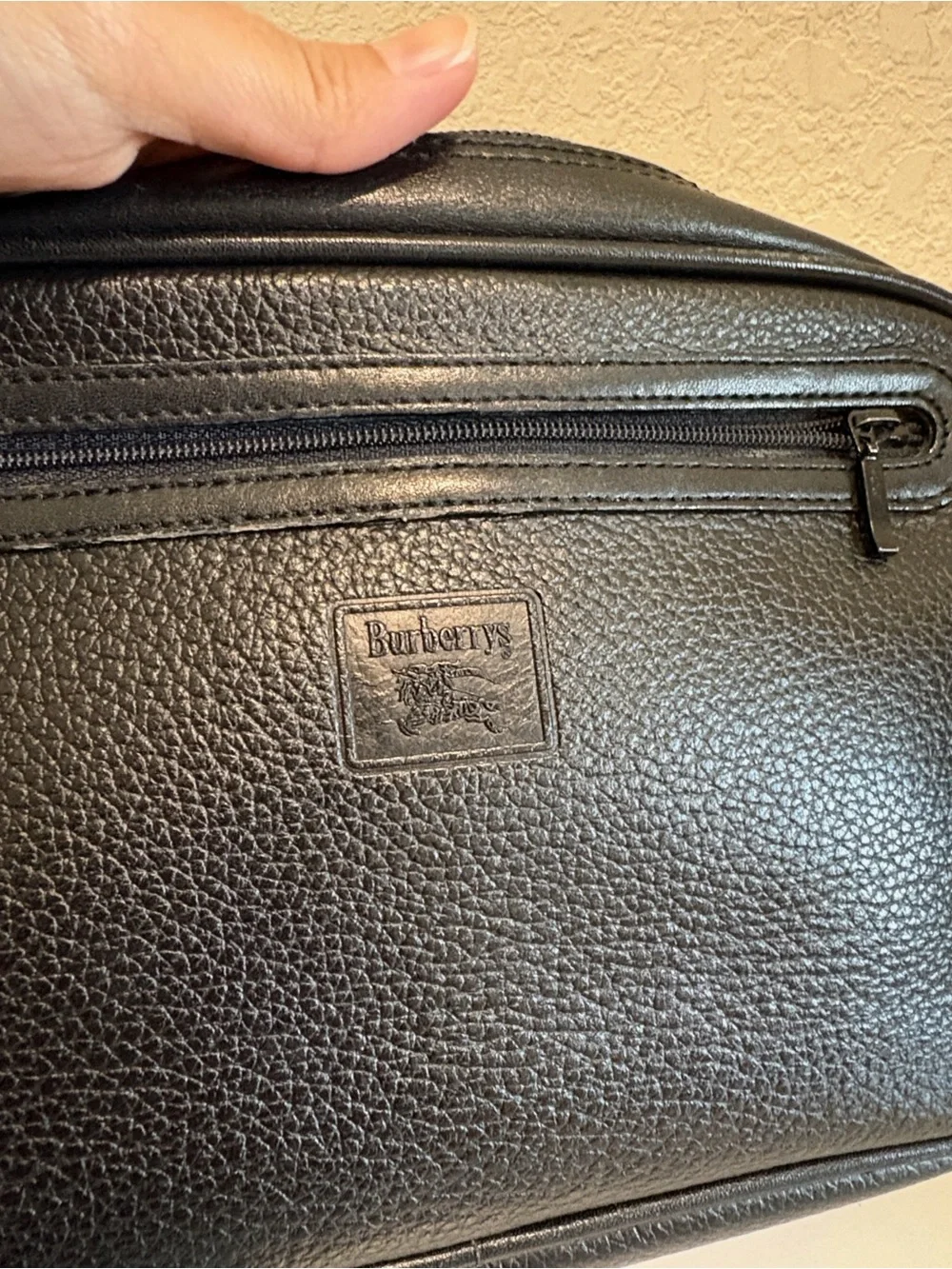 Burberry classic toiletry