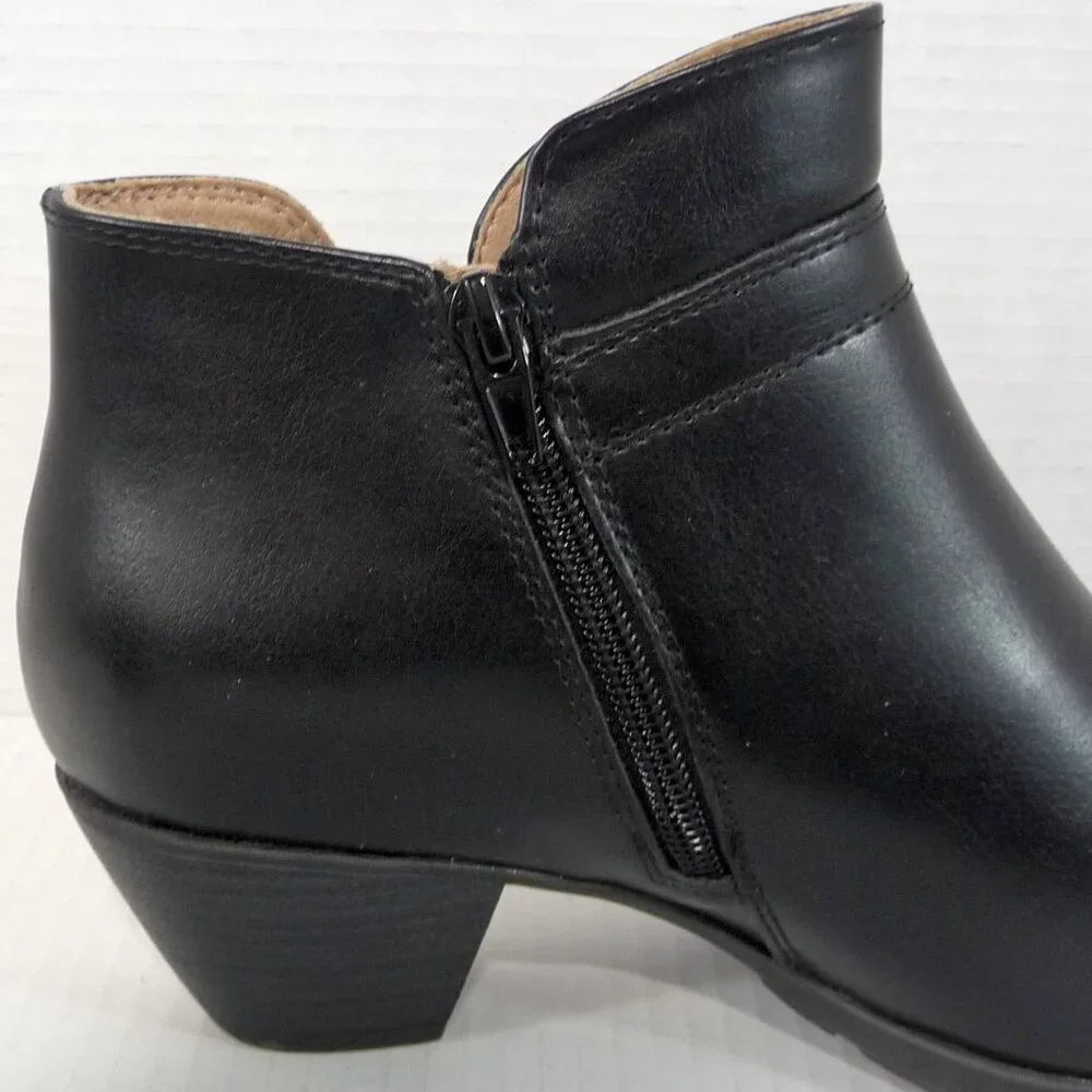 Size 7.5 WIDE Black Comfort Ankle Boots