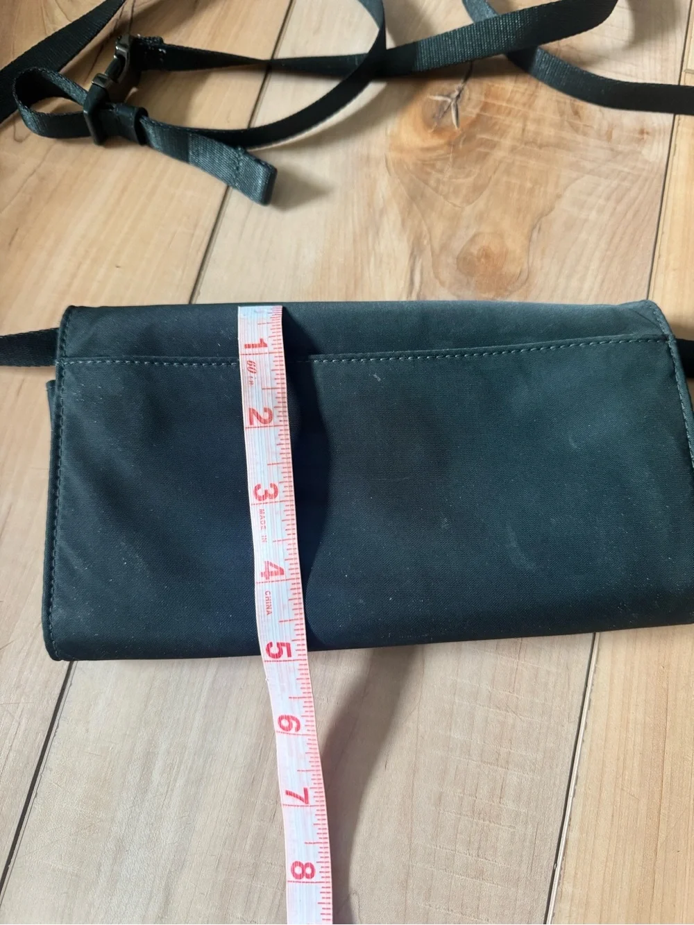 lululemon athletica compact interior
