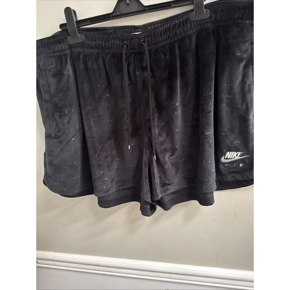 Nike wardrobe plus waist