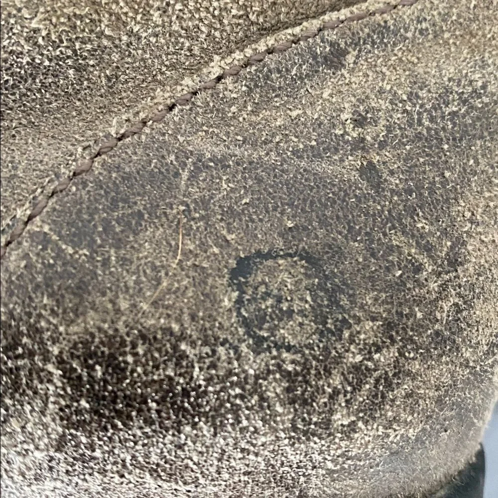 Born women’s tan