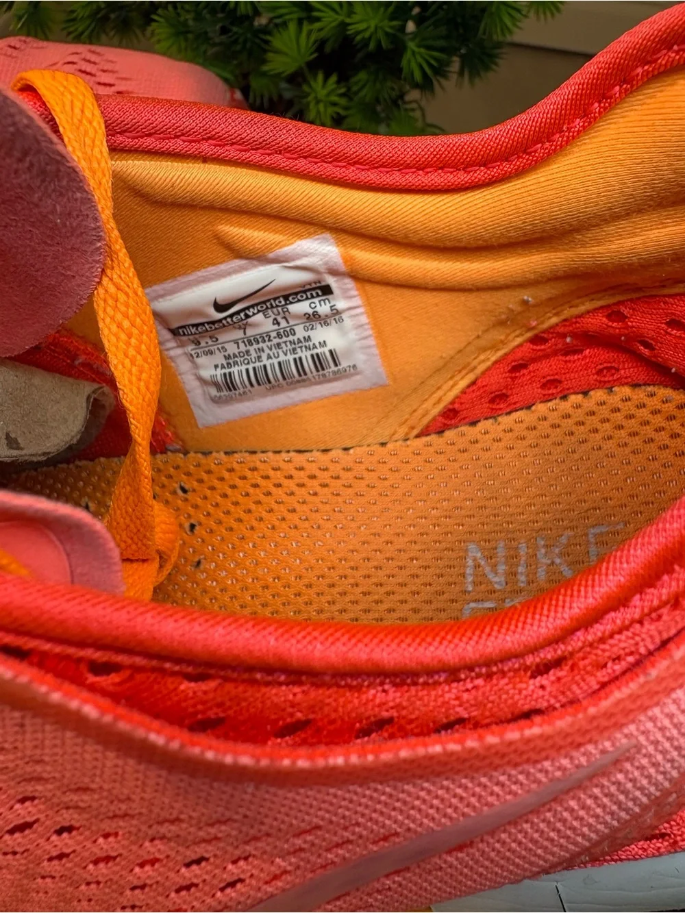 Nike breathable coral