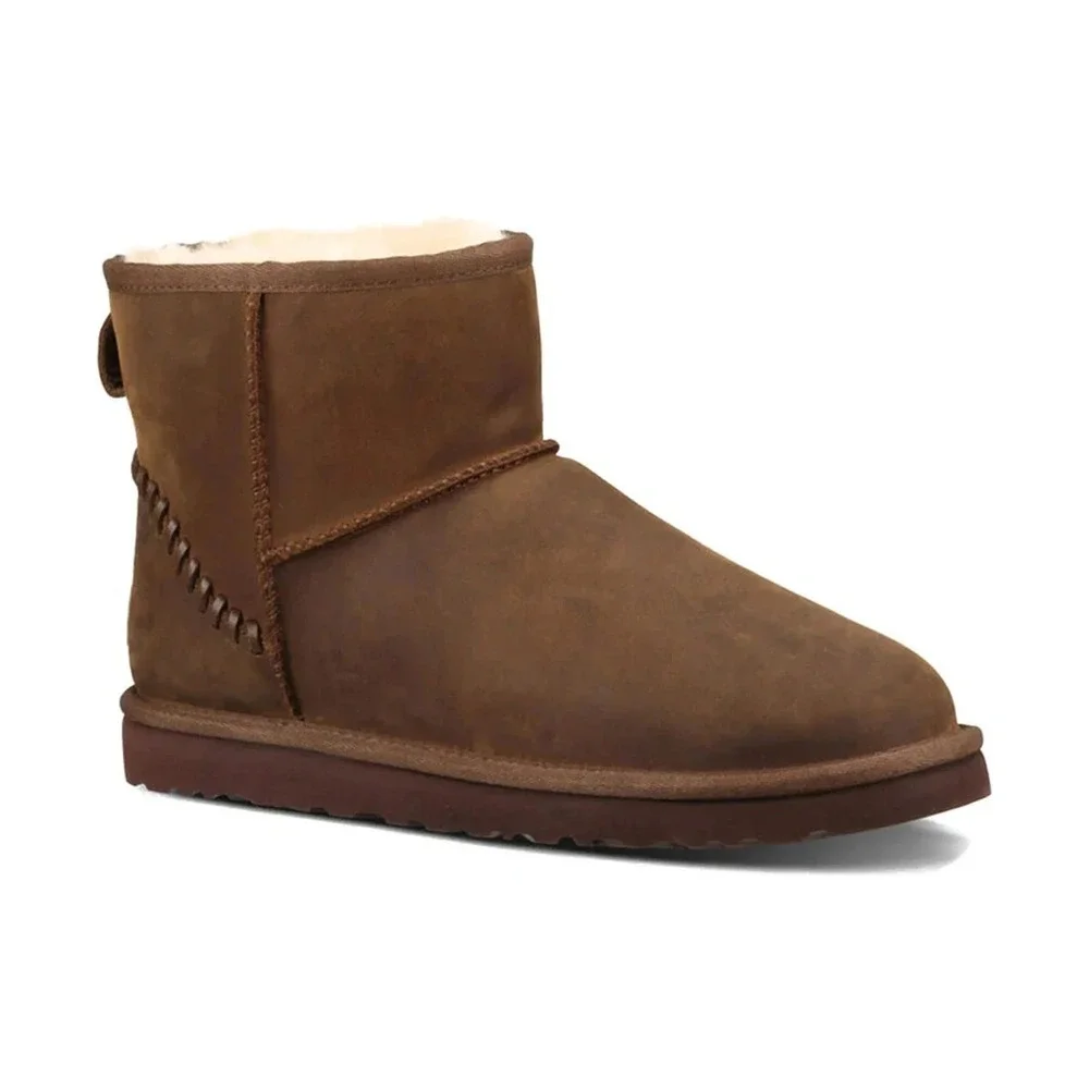 UGG classic mini