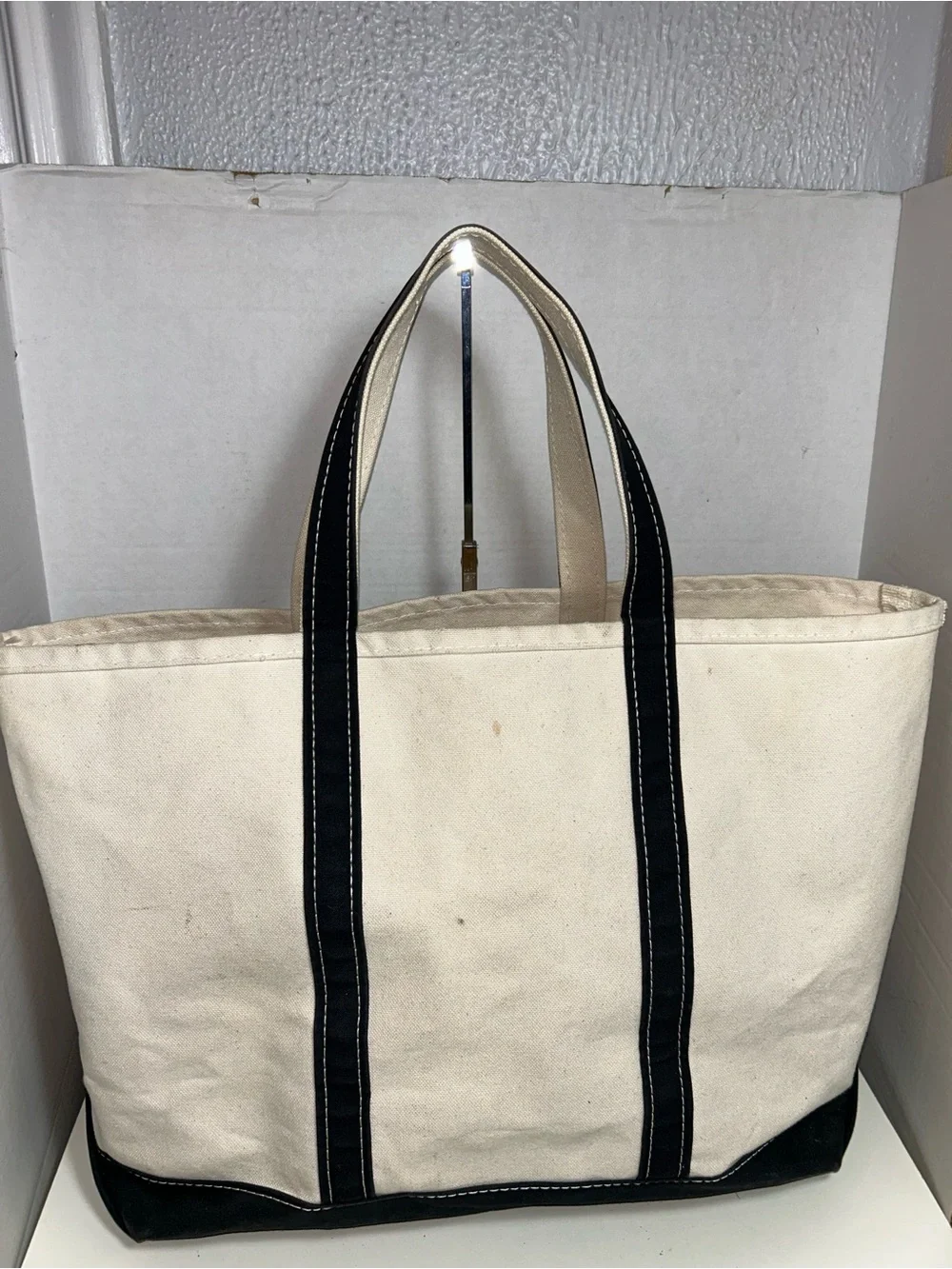 L.L. Bean any drop width