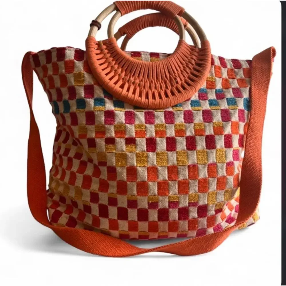 America & Beyond Sunshine Tote Bag Woven Checker Multicolor Tassel Boho Beach