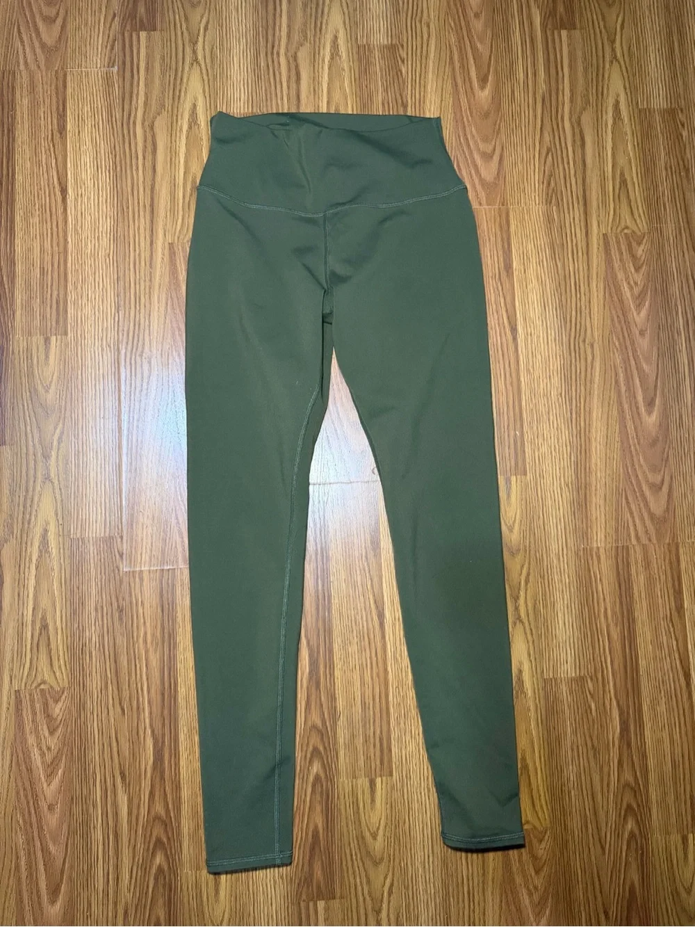 ALO Yoga smooth high