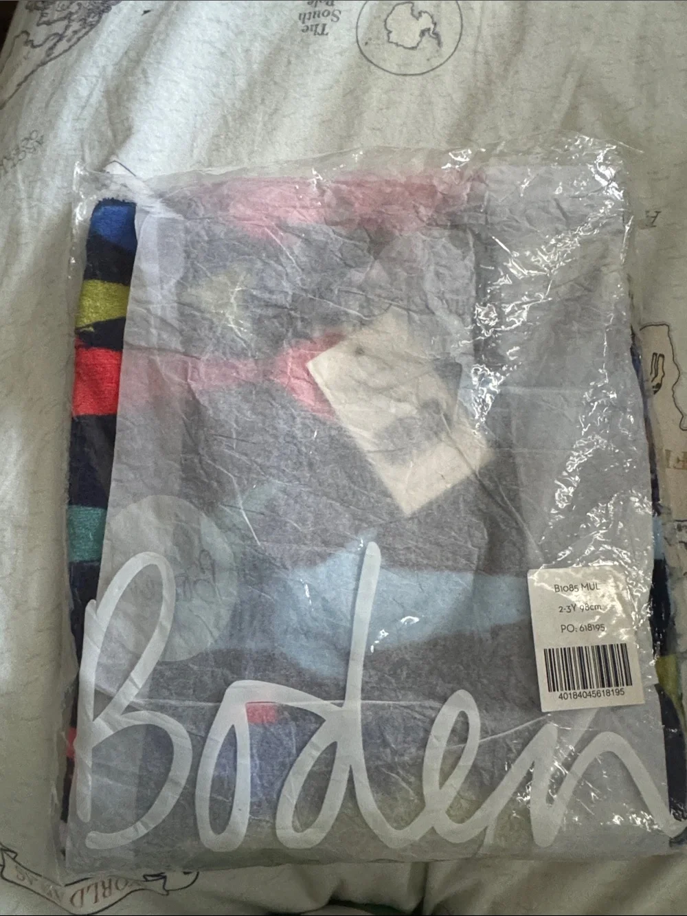 Boden throw playful