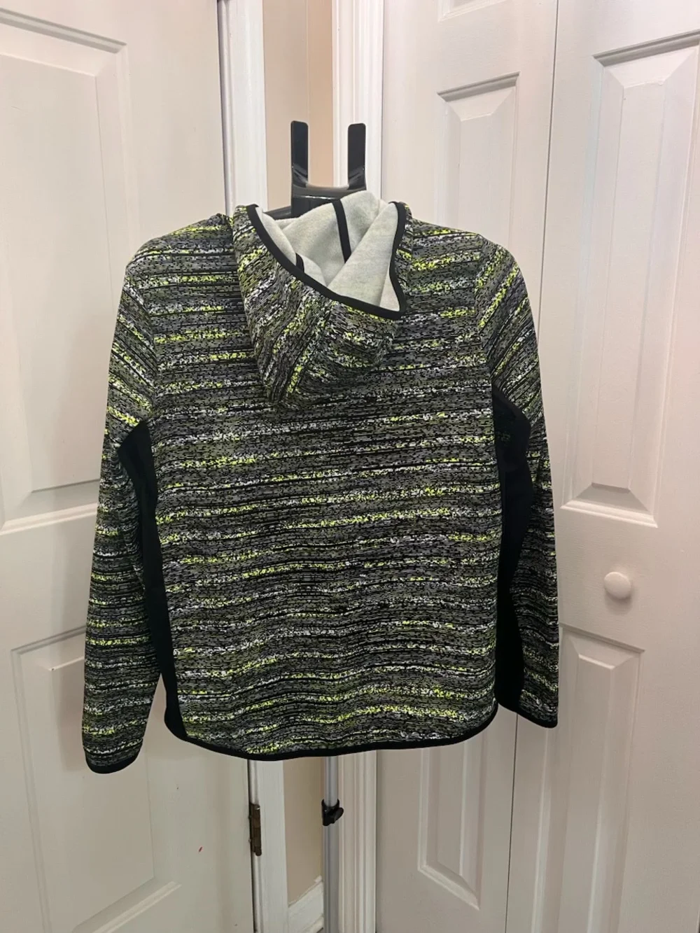 Women’s Hooded Zip Jacket in Black, Gray & Neon Green Nike Thermafit