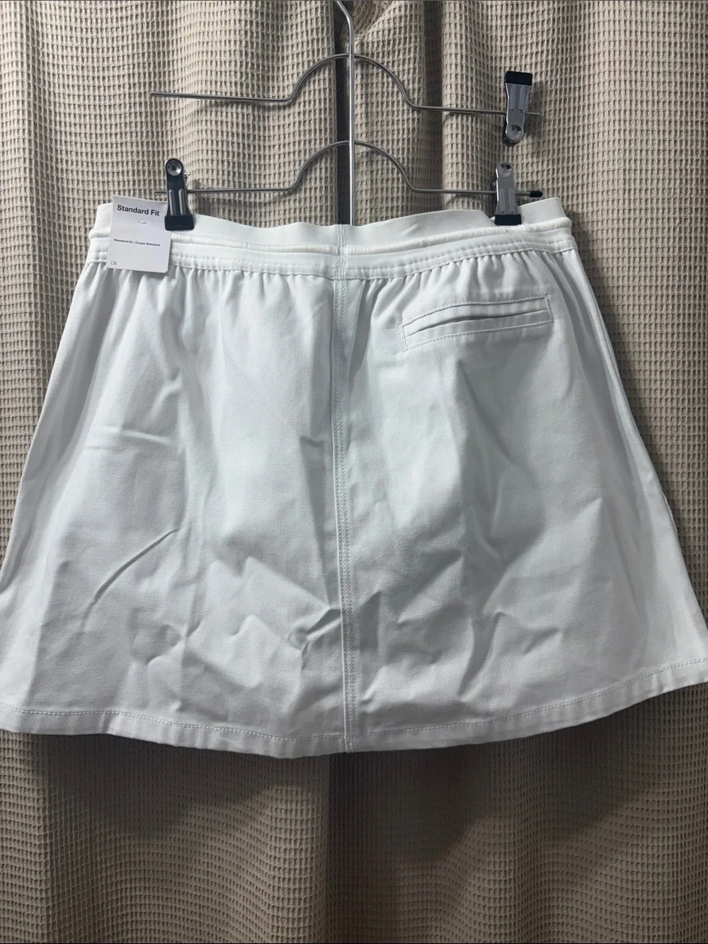 Nike White Women's Athletic tennis skirt  with Drawstring Waist
