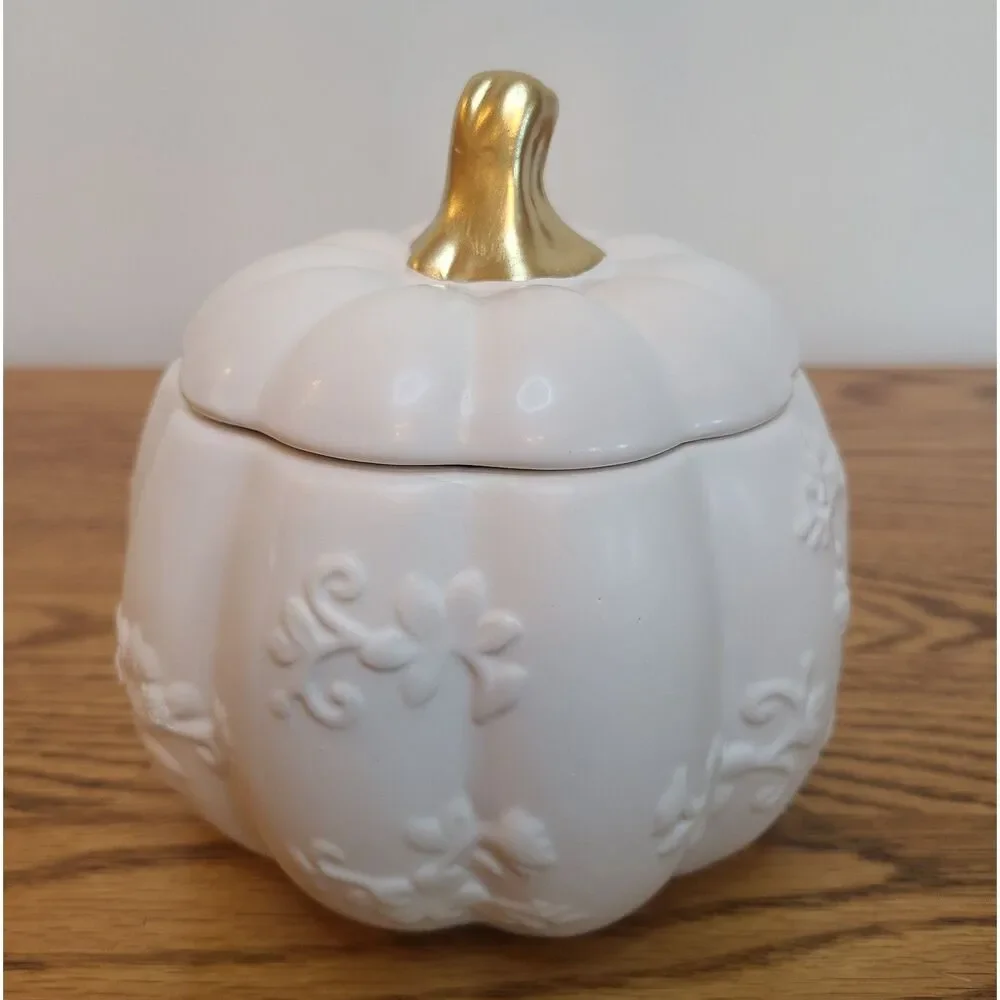 1-800-Flowers white pumpkin