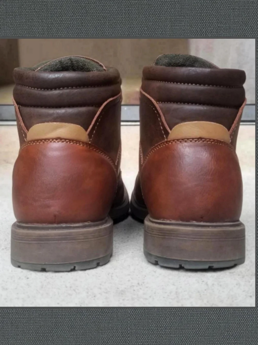 Men's 8 Chestnut Brown Cap Toe Service Boots Chukka W/ Box
