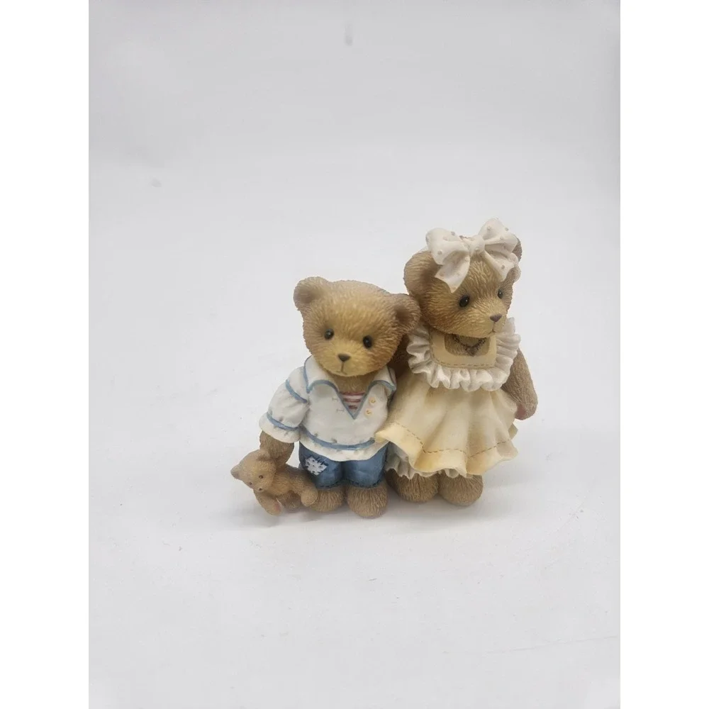 Cherished Teddies item excellent