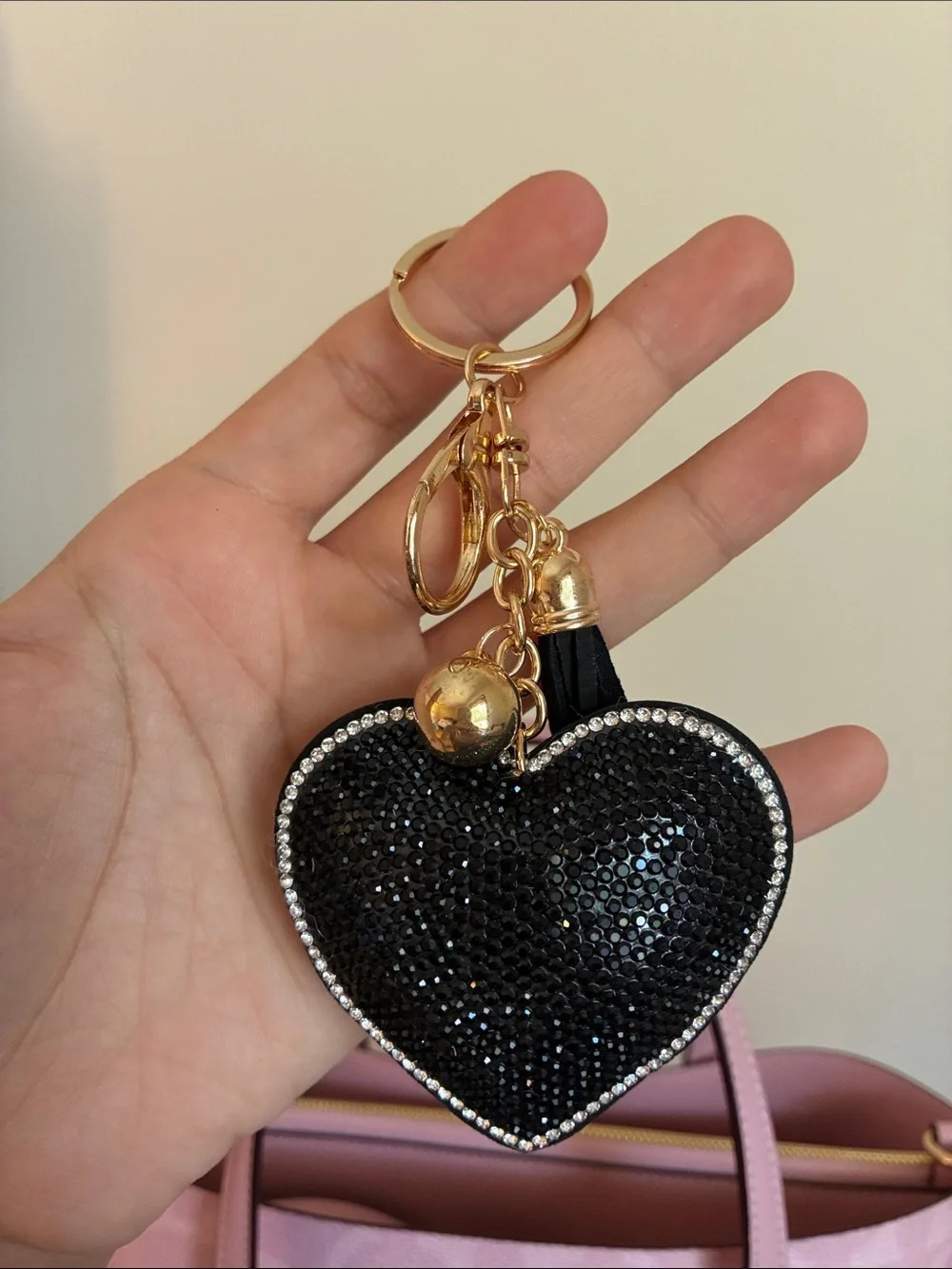 2/$20🎀 Black Heart Crystal Keychain Charm with Gold Hardware