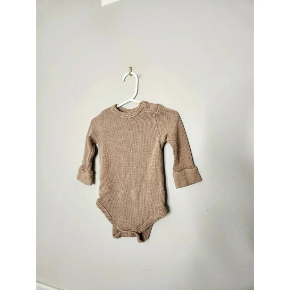 GOUMI Tan Onesie