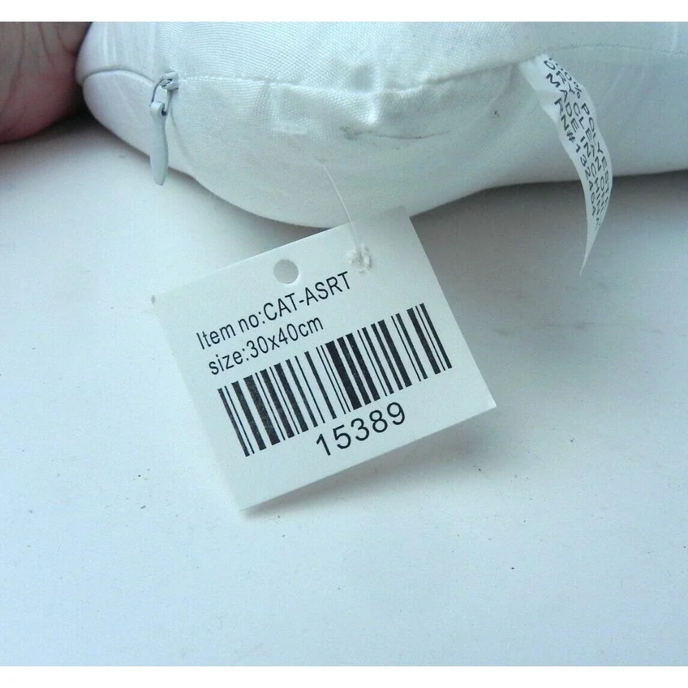 N/A pillow cover