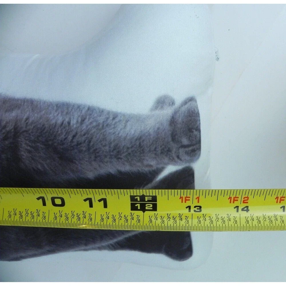N/A pillow cover