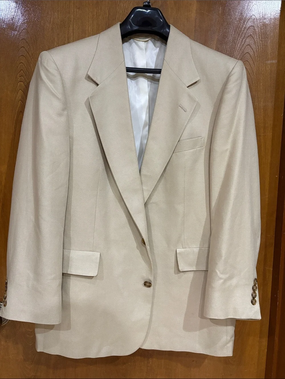 Mark Shale classic cream