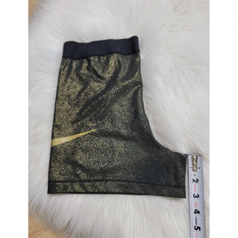 Nike Pro Fitted Shorts Women's Size Medium Black / Gold Shimmer 3