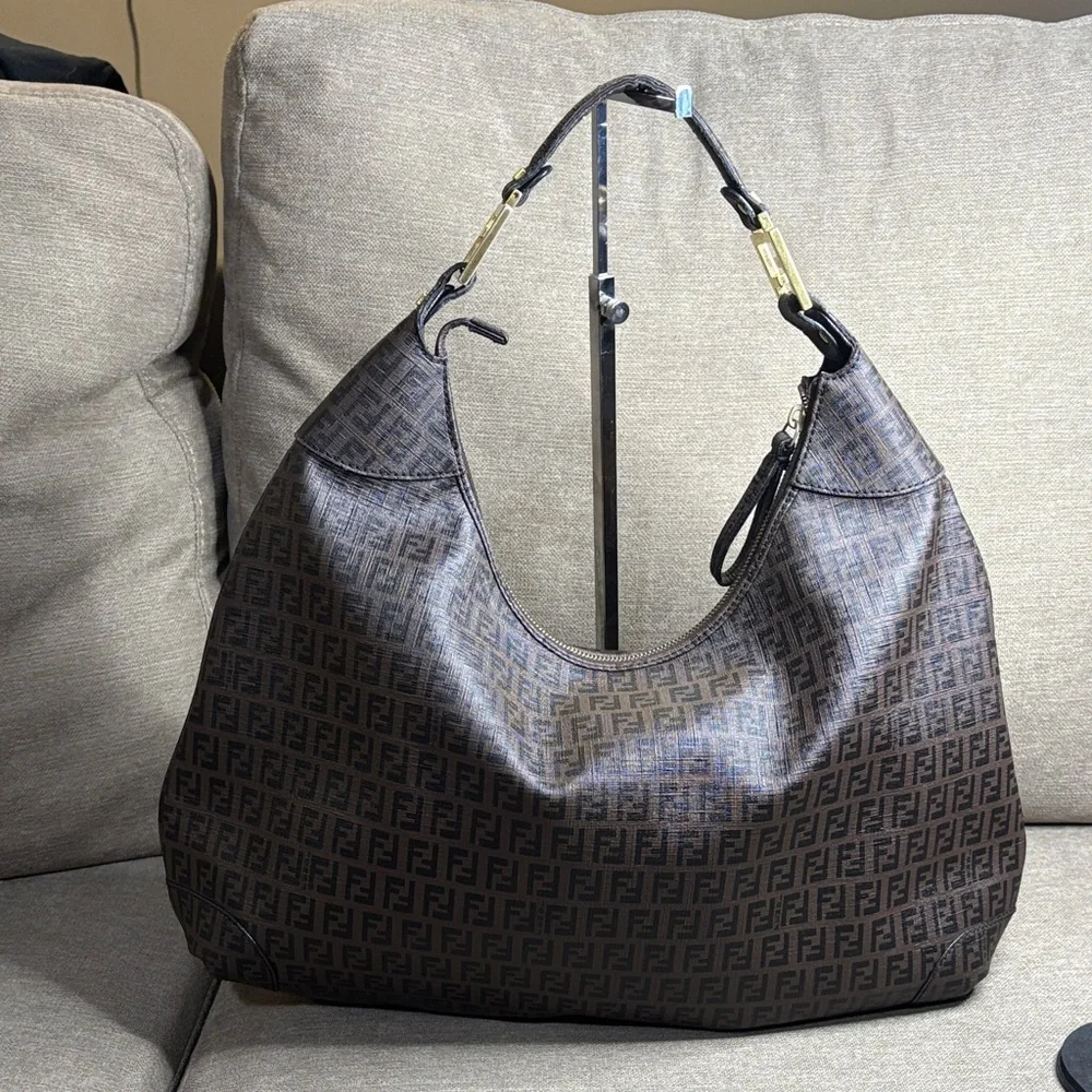 Fendi authentic hobo