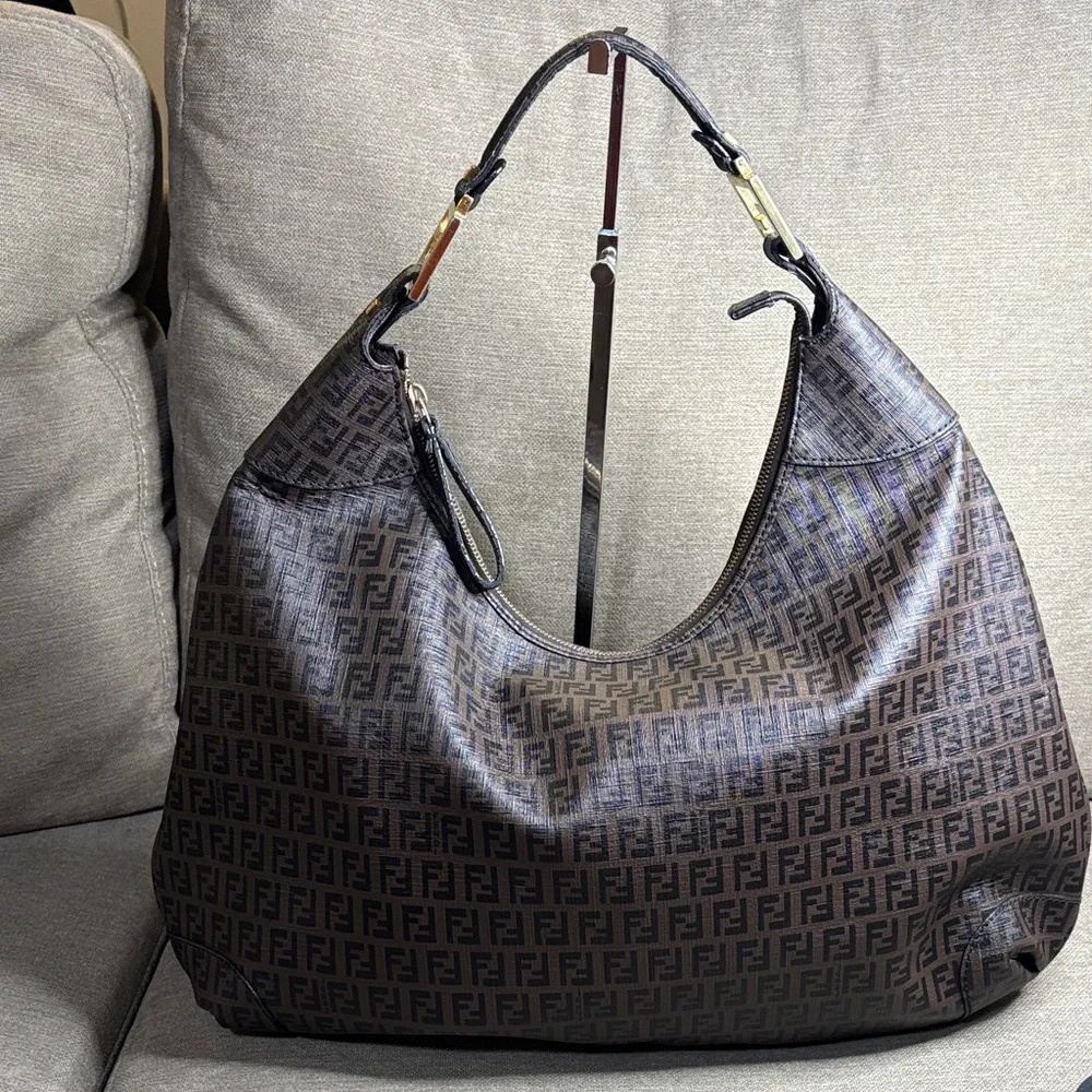 Fendi authentic hobo