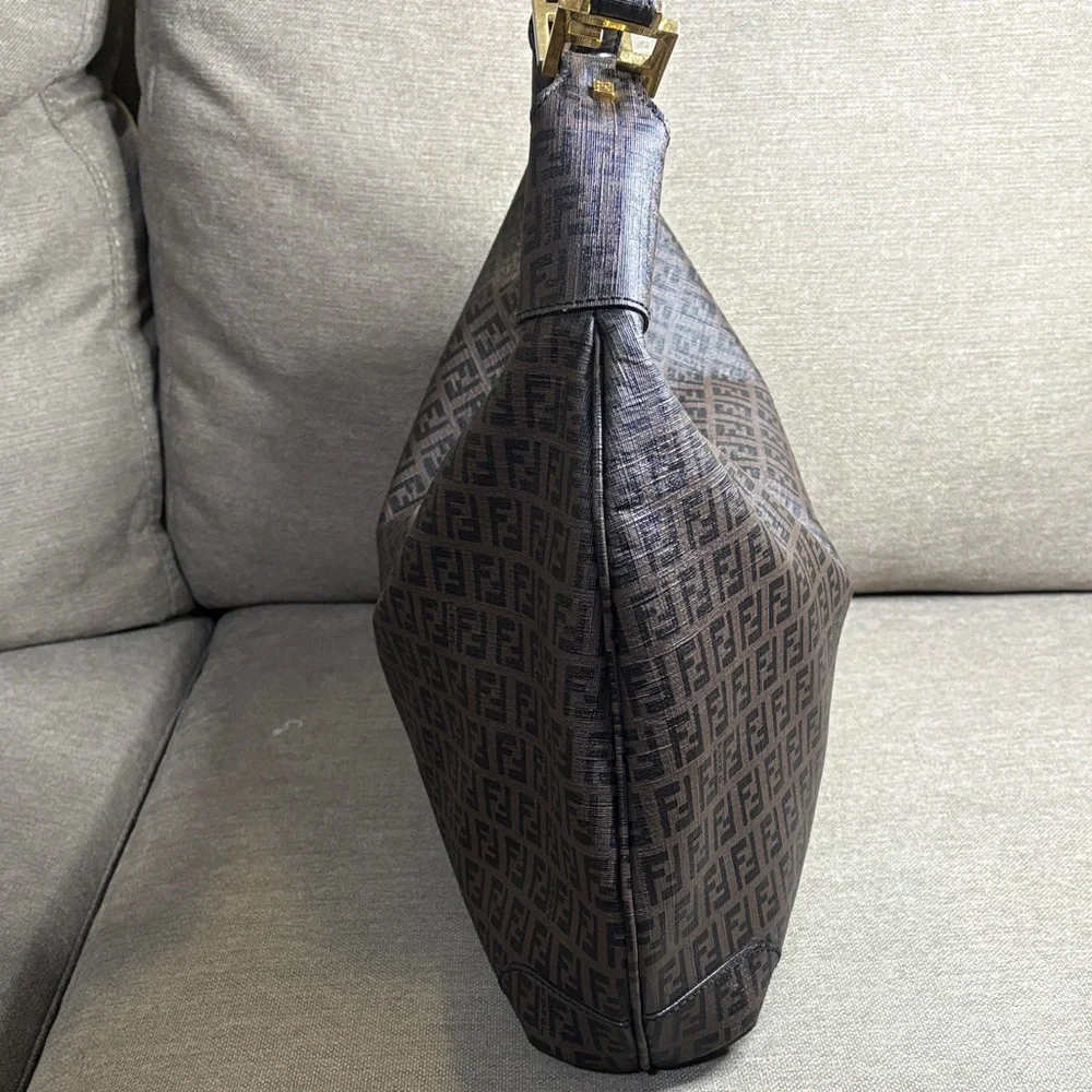 Fendi authentic hobo