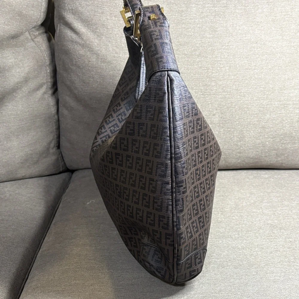 Fendi authentic hobo
