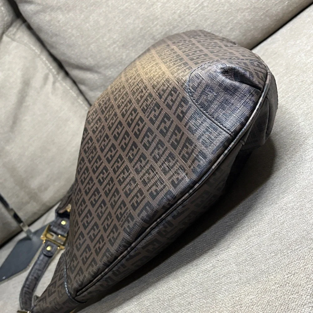 Fendi authentic hobo