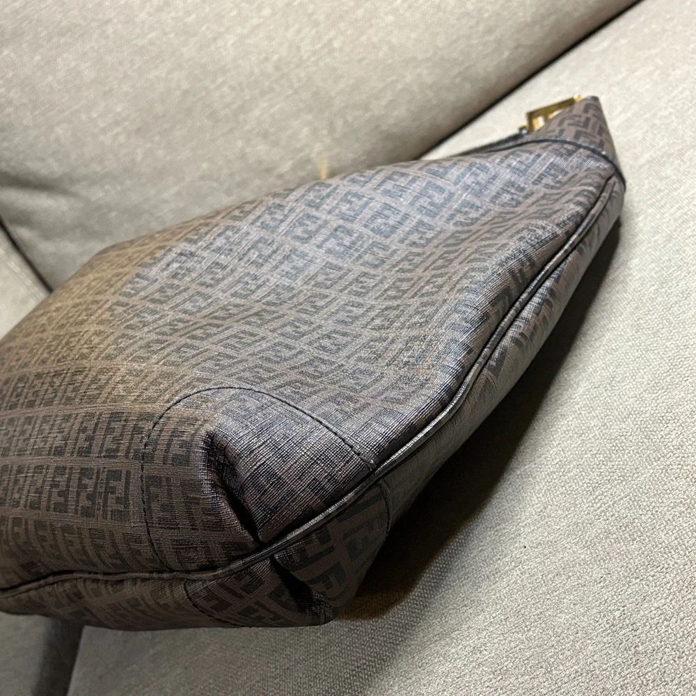 Fendi authentic hobo
