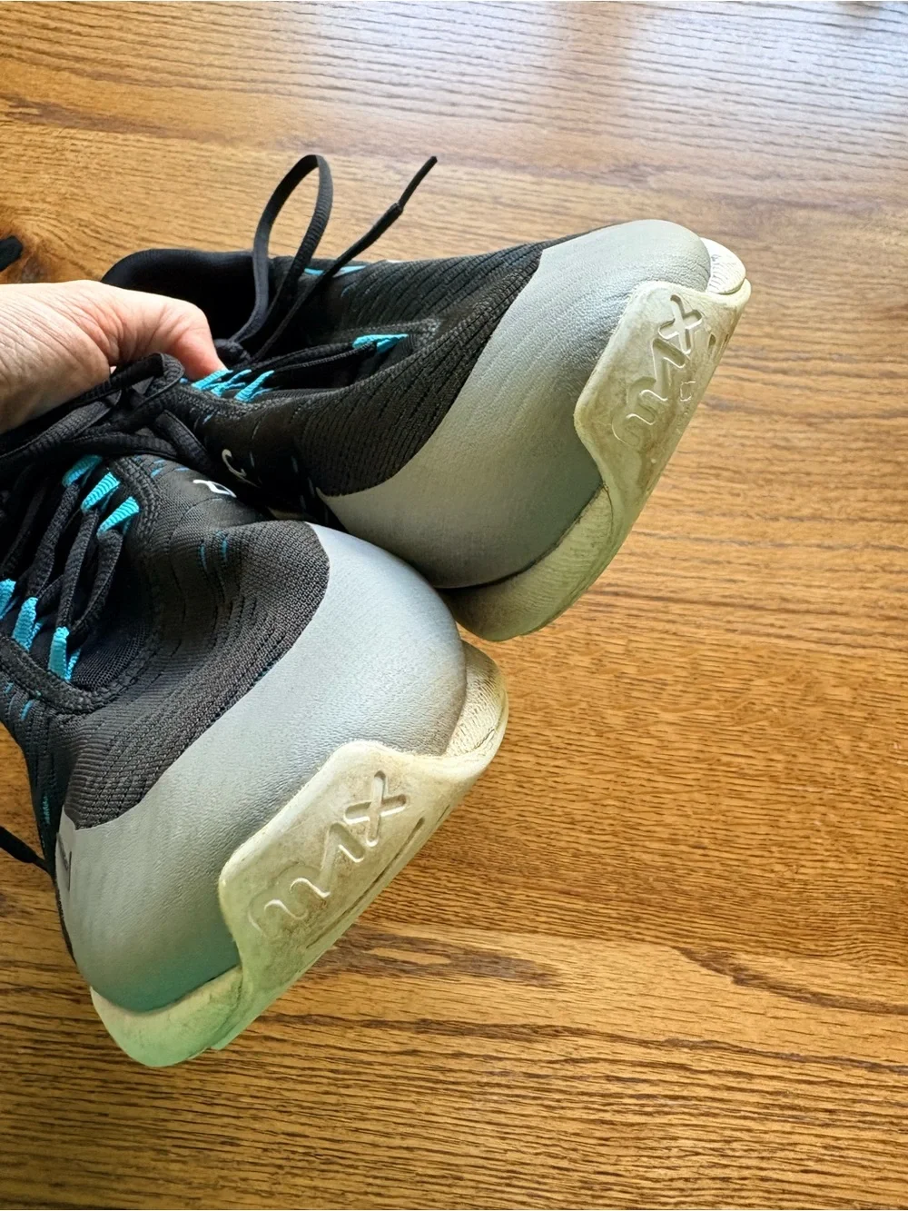 Nike Men’s Air 270’s Black, Teal & Gray Athletic Shoes- size 11