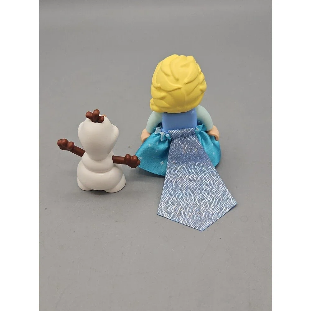 Lego duplo figures