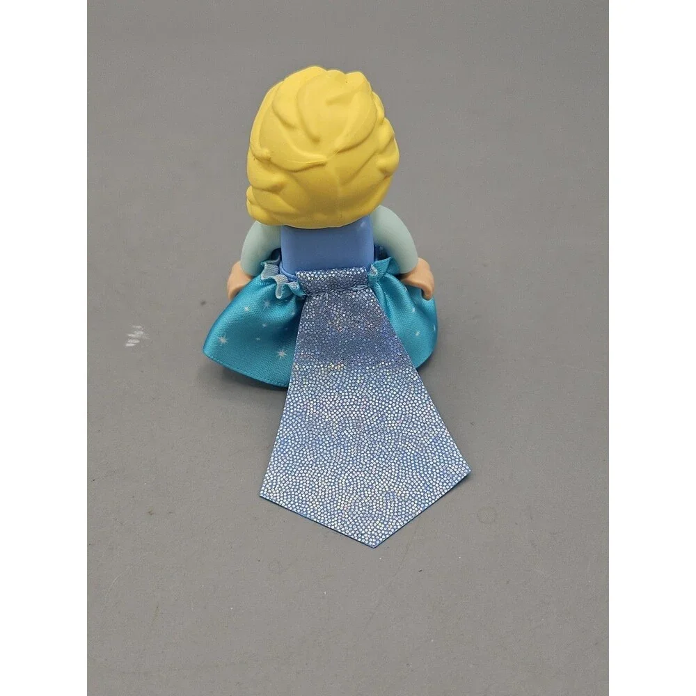 Lego duplo figures