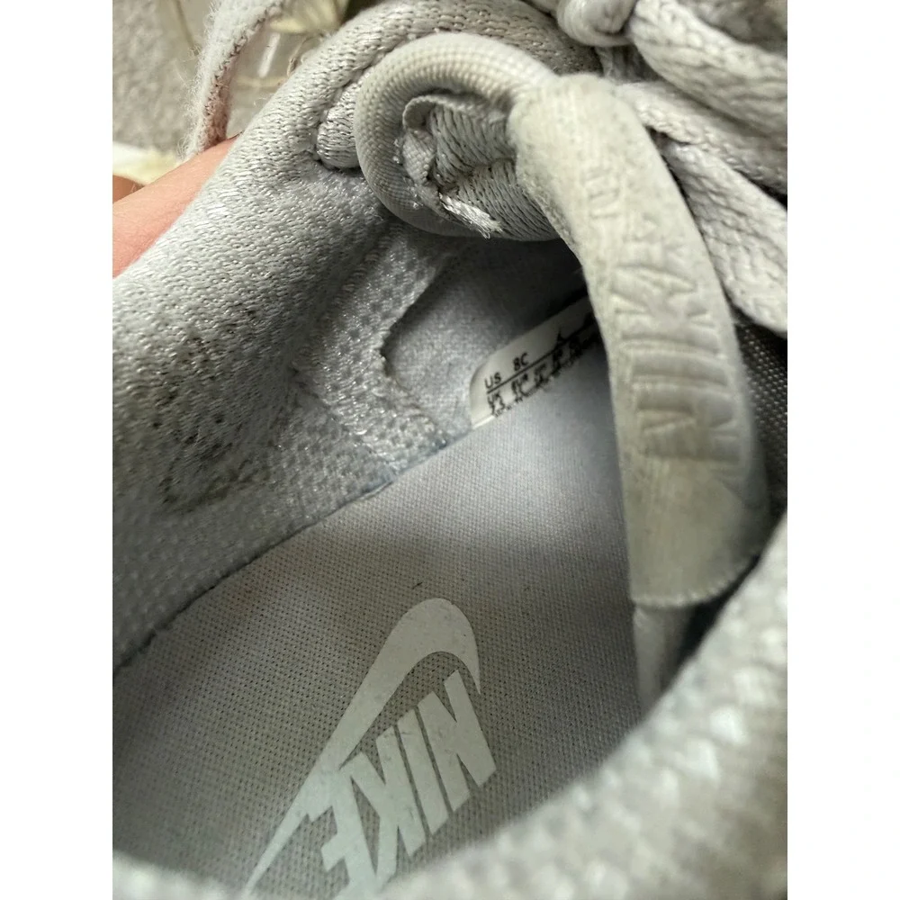 Jordan low sneakers