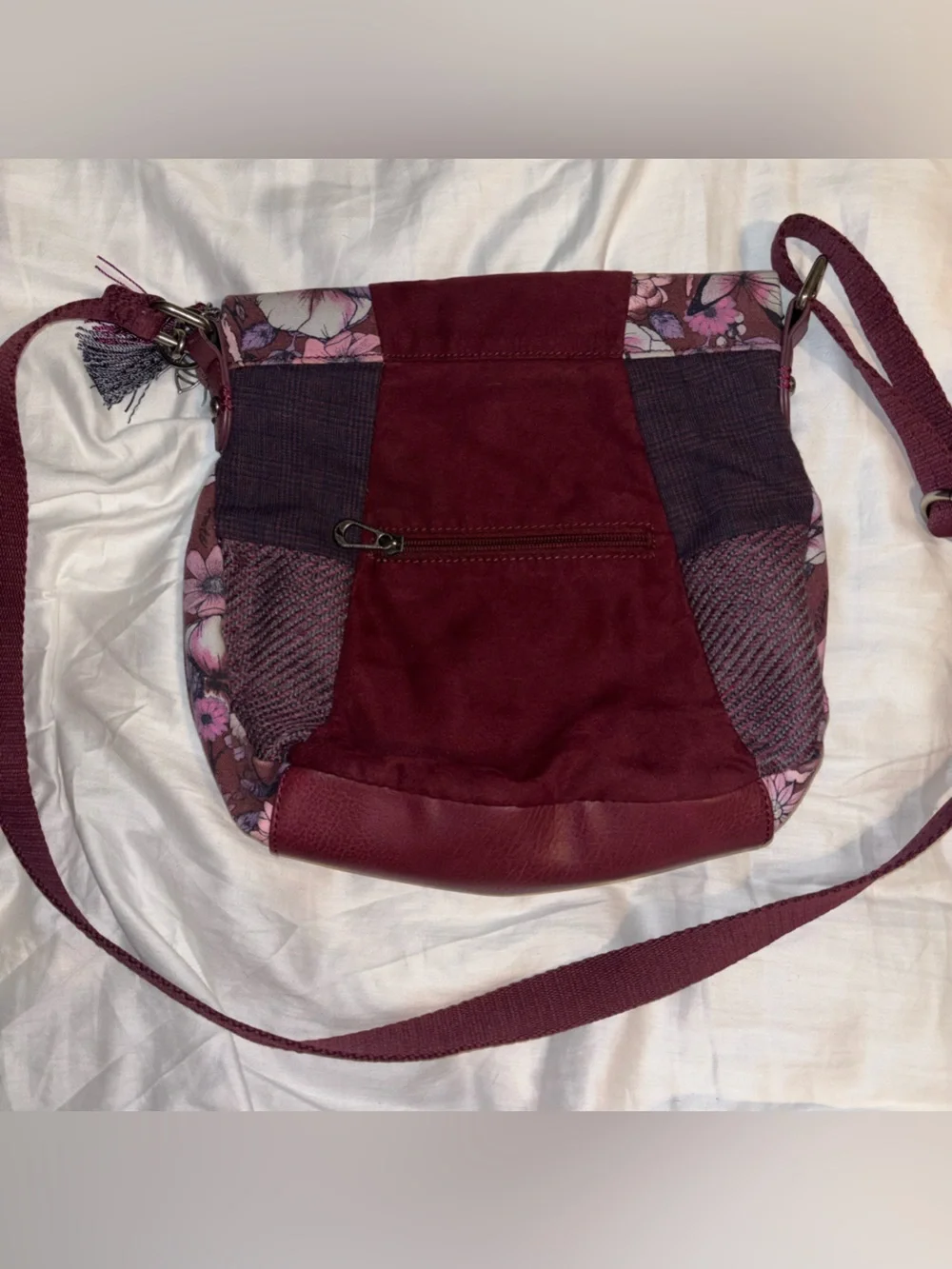 Sakroots stylish burgundy