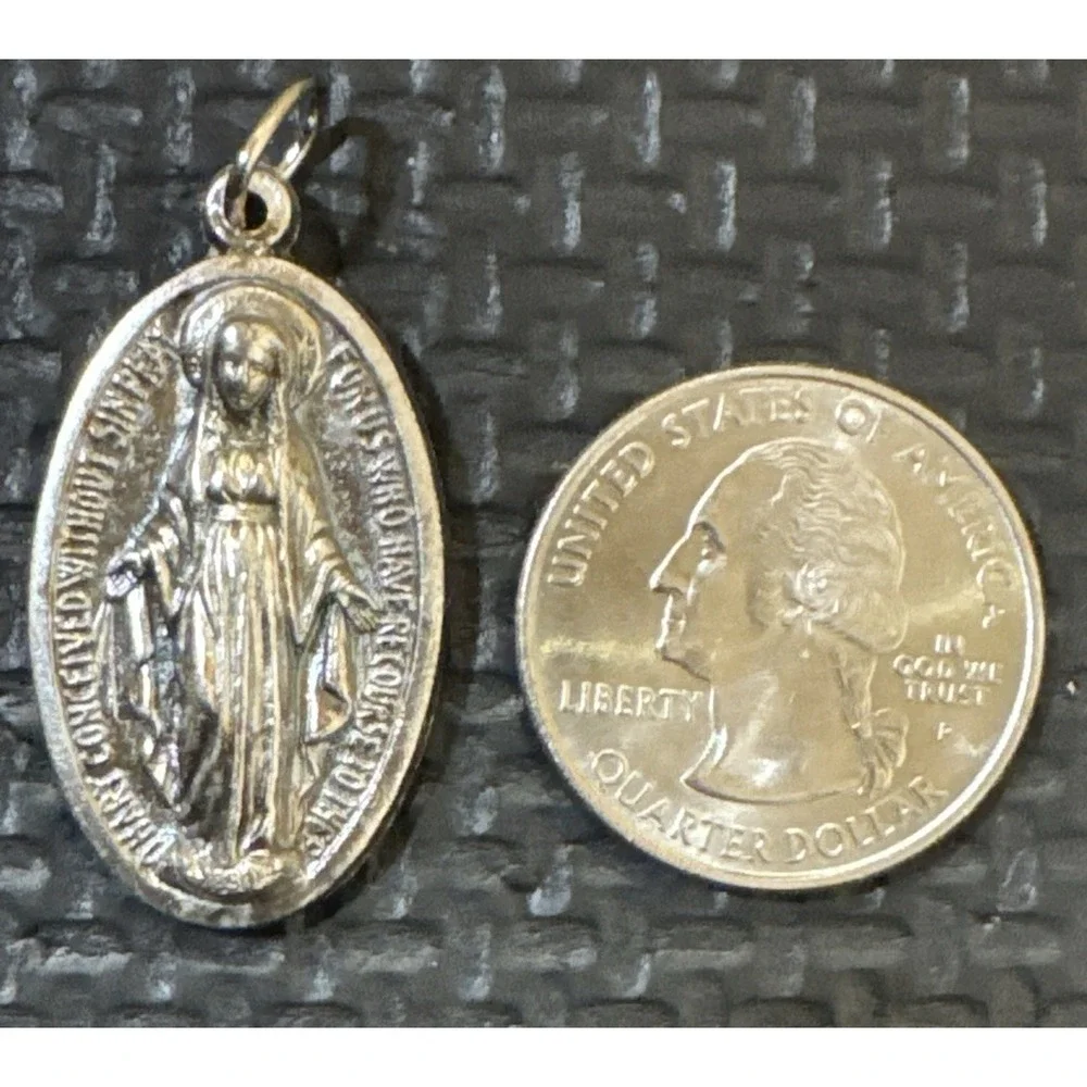 Vintage Silver-Toned Miraculous Medal Pendant | Italy | 1.5